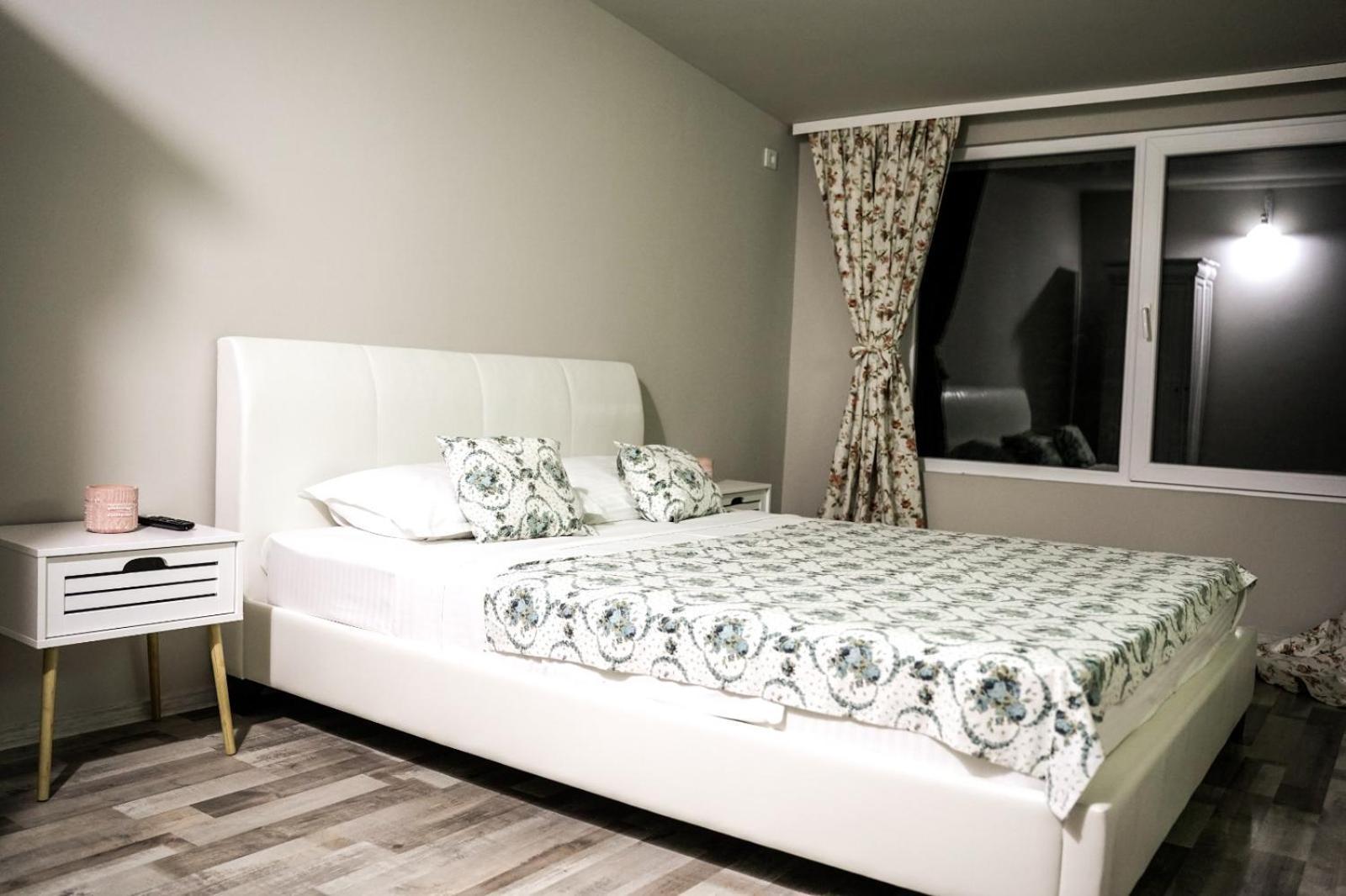 Отель Solaria House Нэводари Номер фото